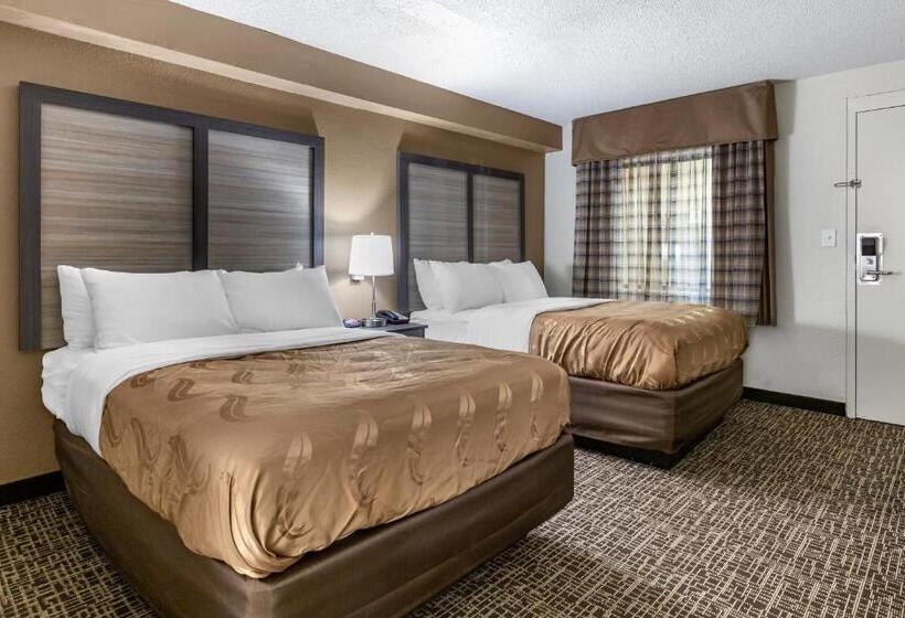 فندق Quality Inn & Suites Spring Lake Fayetteville Near Fort Liberty