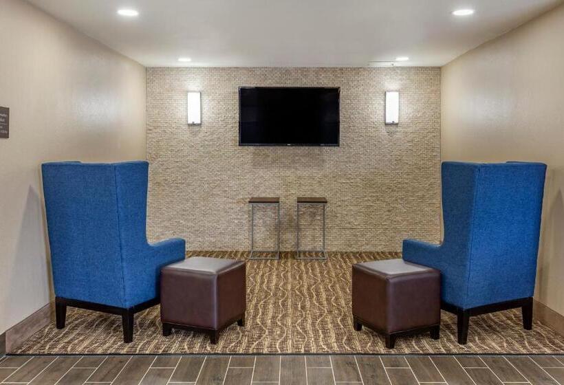 فندق Quality Inn & Suites Spring Lake Fayetteville Near Fort Liberty