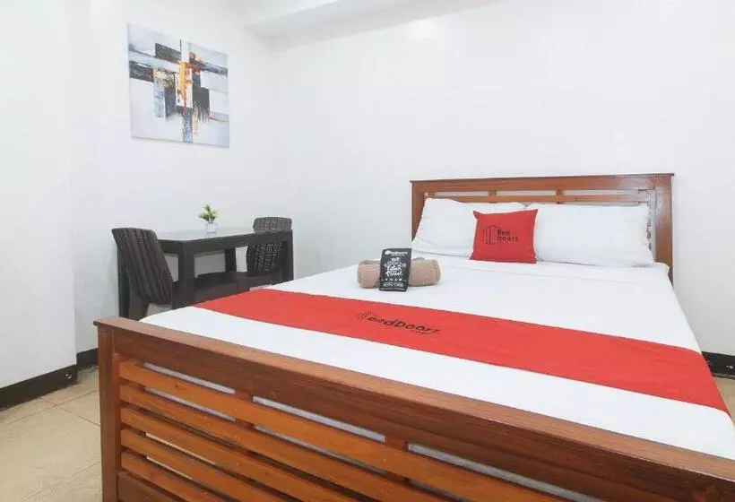 Hotelli Reddoorz At Rjs Bldg Near Lyceum Gen Trias Cavite