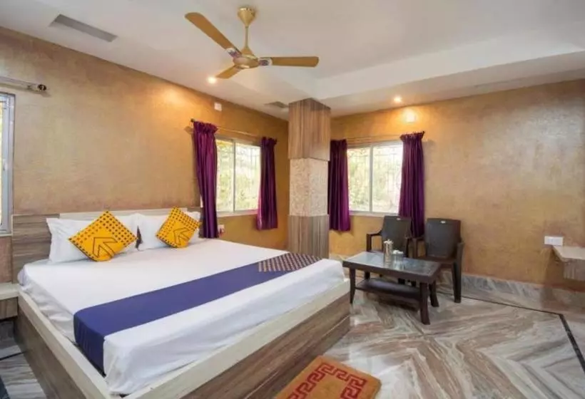 ホテル Staymaker Rajeshwari Inn