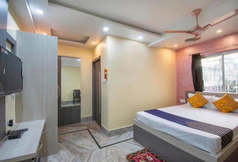 Hotel Staymaker Rajeshwari Inn