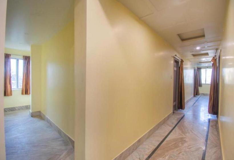 Hotel Staymaker Rajeshwari Inn