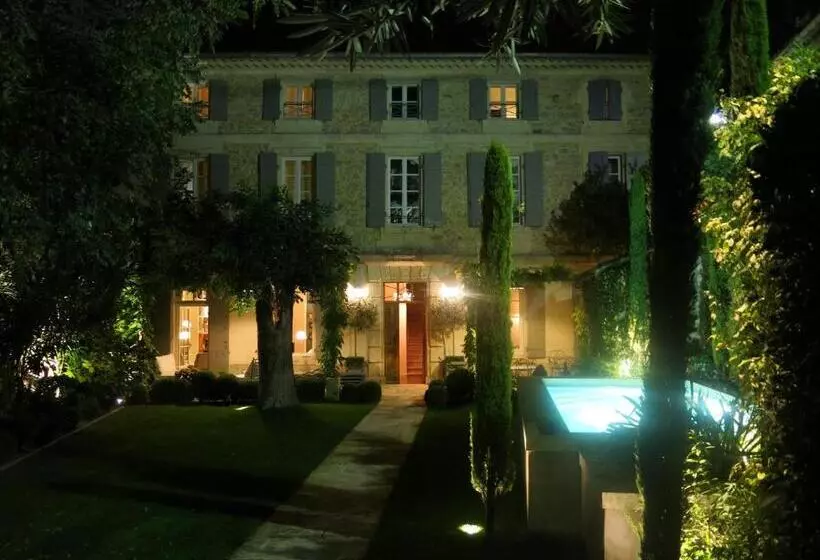 Aamiaismajoitus (B&B) La Maison Saint Jean