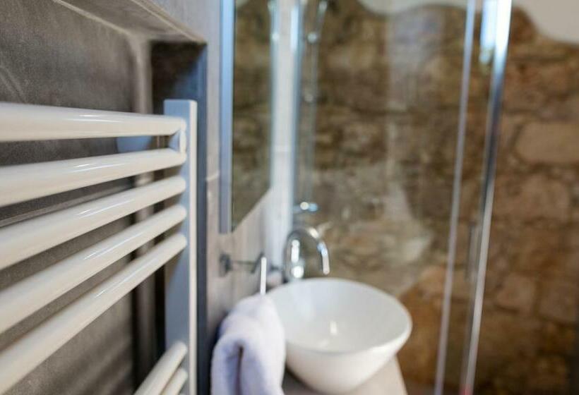 Droshia Traditional Homes, Coco Mat Full Experience