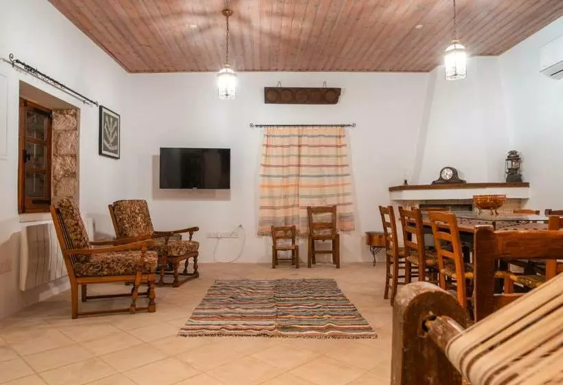 Droshia Traditional Homes, Coco Mat Full Experience