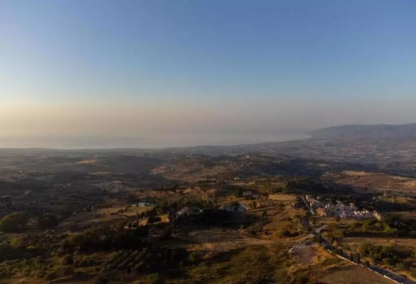 Droshia Traditional Homes, Coco Mat Full Experience