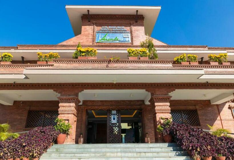 هتل Ananda Pashupati