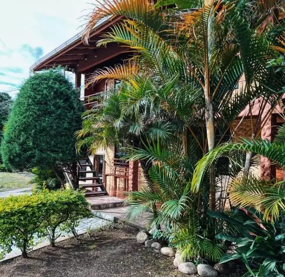 ホテル El Nido Lodge