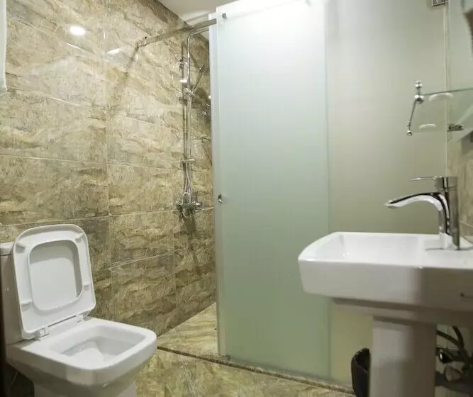 هتل Kristal Inn