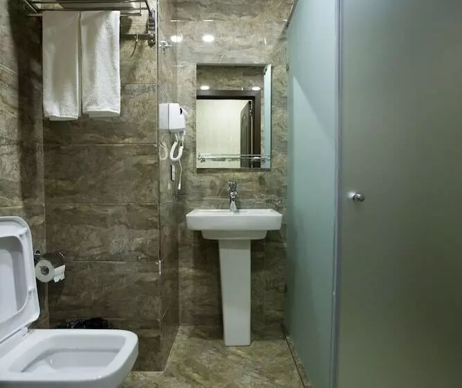 هتل Kristal Inn