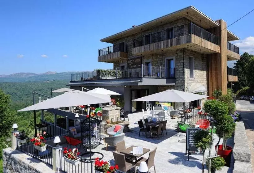 Hotelli La Cabane De L Hôtel Le Tourisme