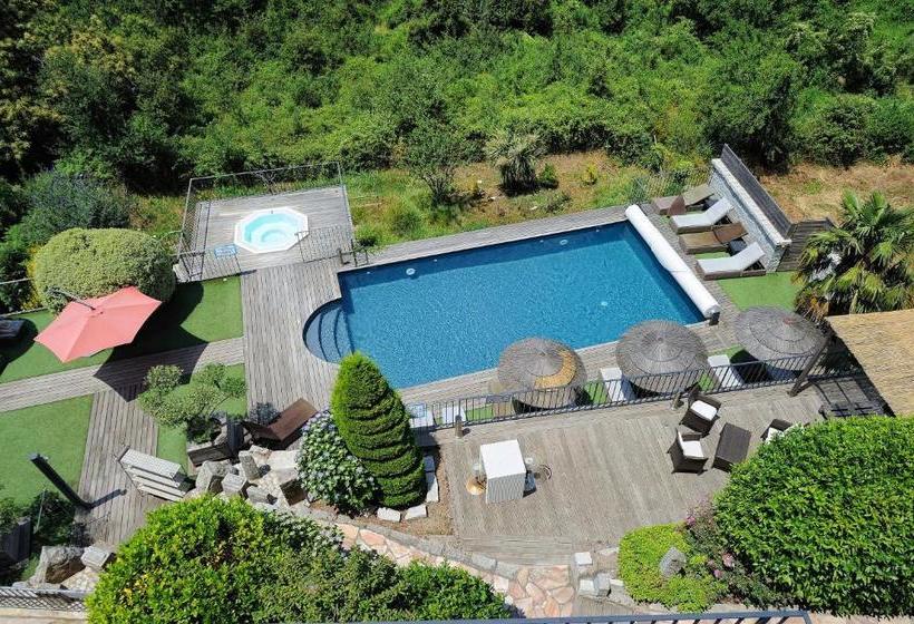 ホテル La Cabane De L Hôtel Le Tourisme