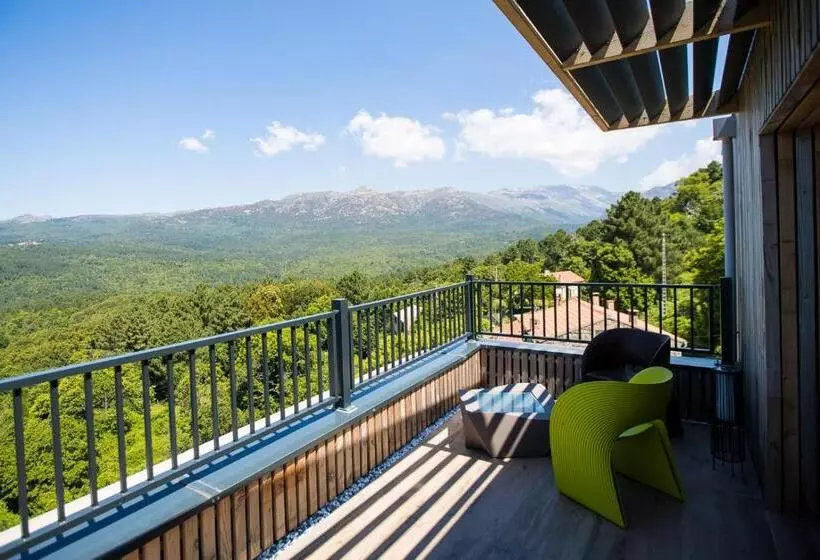 Hotelli La Cabane De L Hôtel Le Tourisme