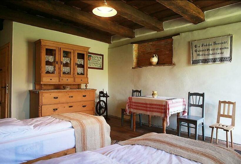 Hotell La Hansi In Crit