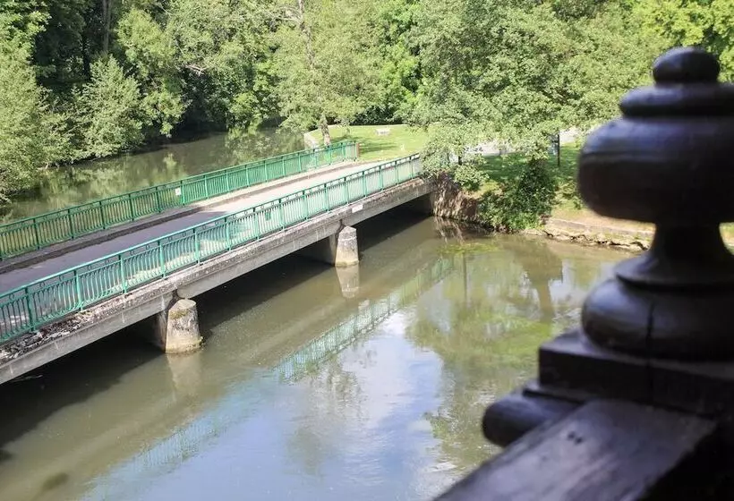 Hotelli Moulin De Fourges