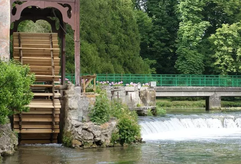Hotelli Moulin De Fourges
