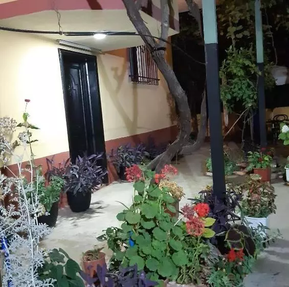 پانسیون H&a Guest House