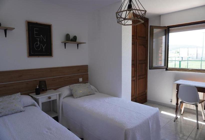 פנסיון Hostal La Biela 43