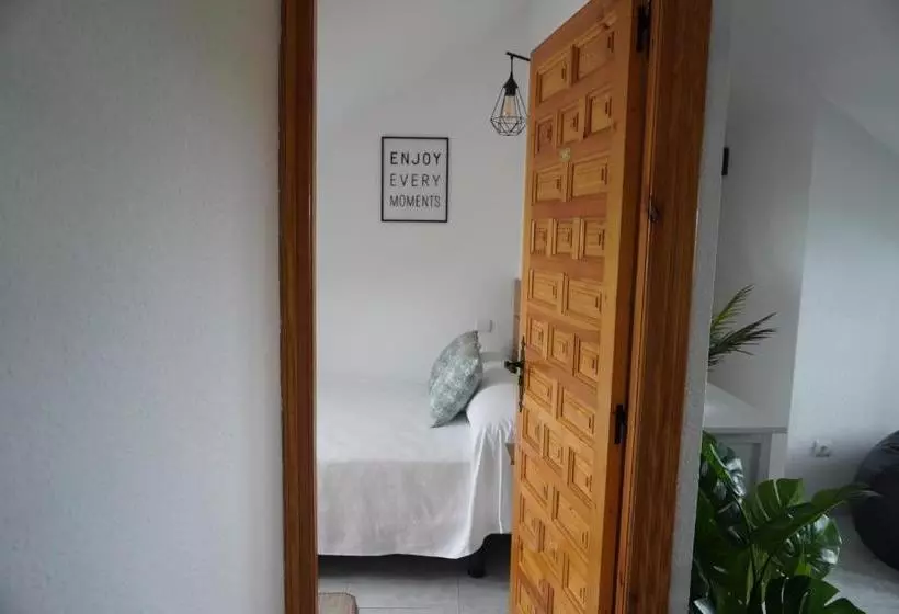 پانسیون Hostal La Biela 43
