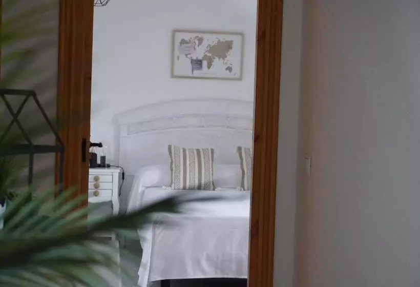 پانسیون Hostal La Biela 43