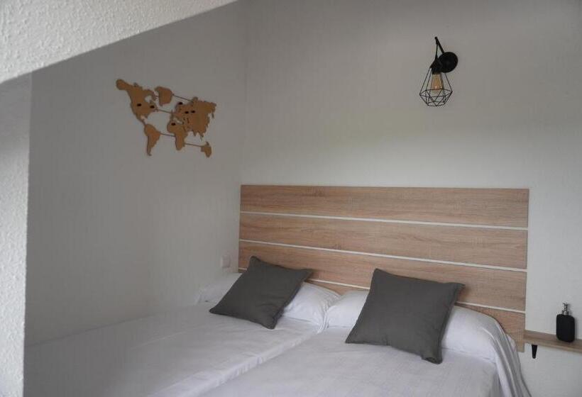 פנסיון Hostal La Biela 43