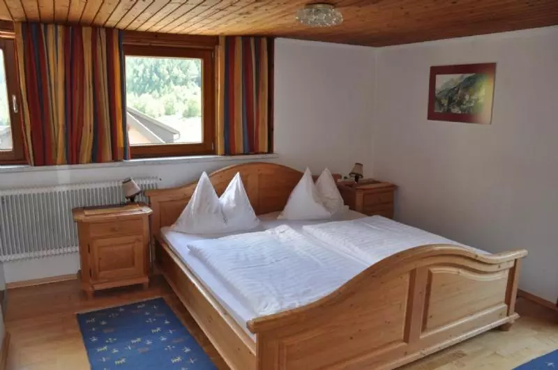 ユースホステル Gasthof Kirchenwirt