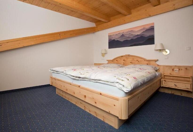 Albergue Gästehaus Lödermann