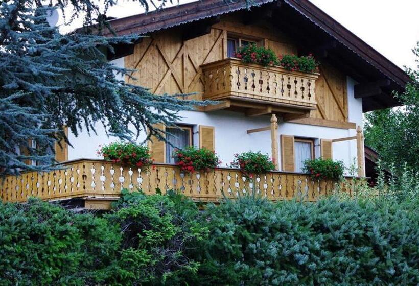 Albergue Gästehaus Lödermann