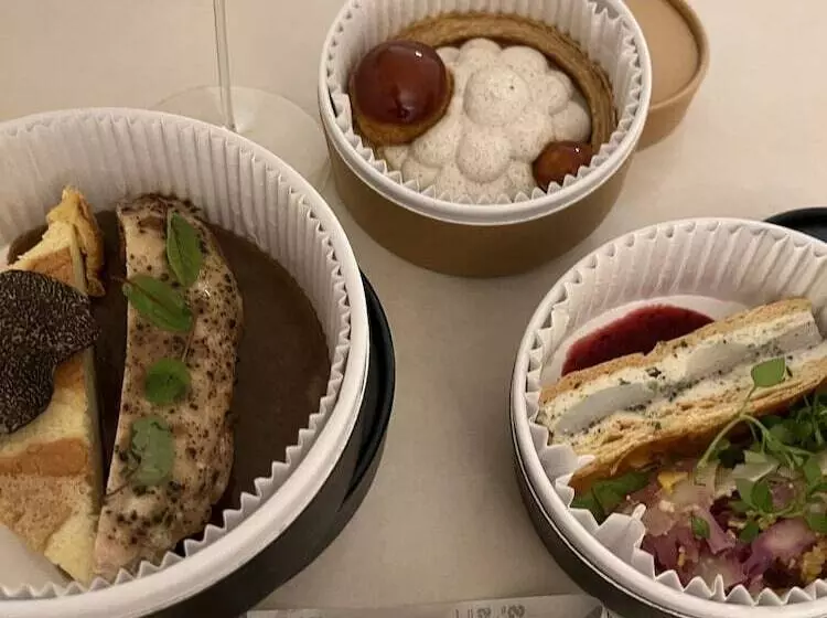 Aamiaismajoitus (B&B) Souki ~ Lodges & Spa