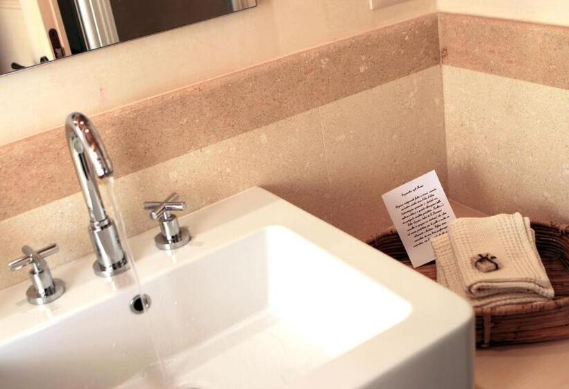 فندق Agriturismo Monte Degli Aromi