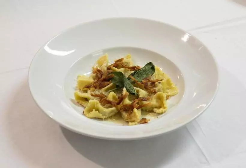 Hotelli Albergo Morandi