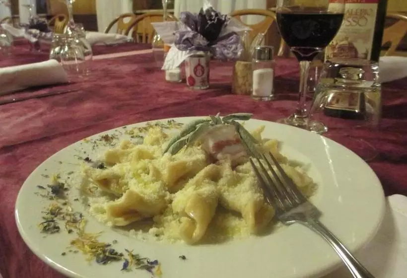 Hotelli Albergo Morandi