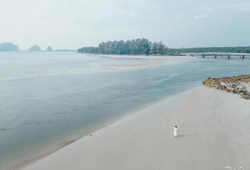 فندق Dugong Village Green