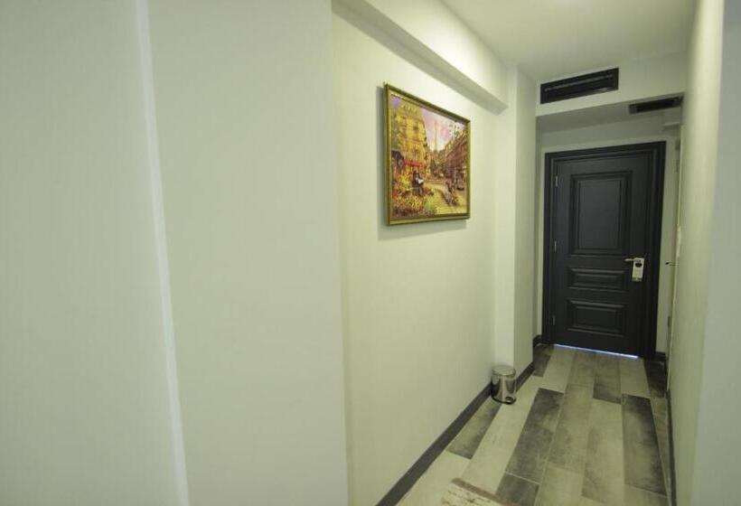 ホテル Guler Palas