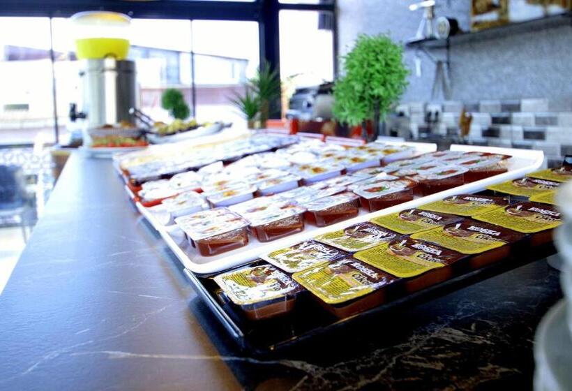 ホテル Guler Palas