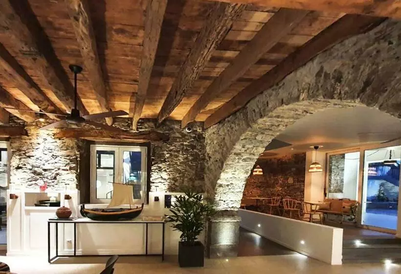 Hotelli Pestana Fisherman Village