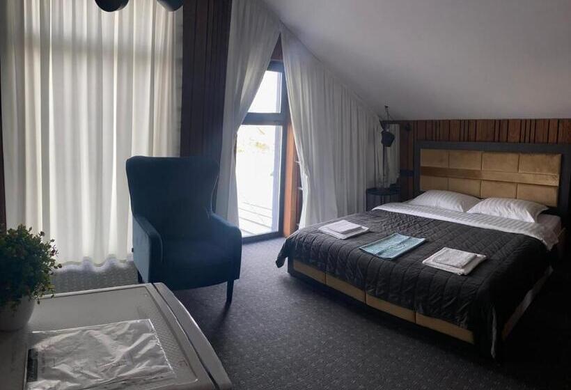 فندق Rikabar Restaurant & Nature