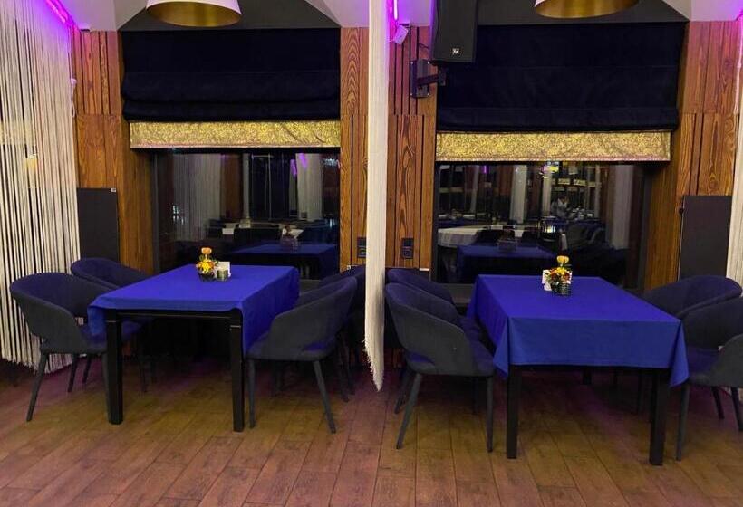 فندق Rikabar Restaurant & Nature