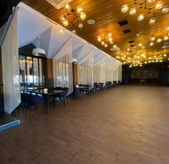 Hotelli Rikabar Restaurant & Nature