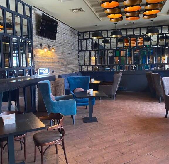 فندق Rikabar Restaurant & Nature