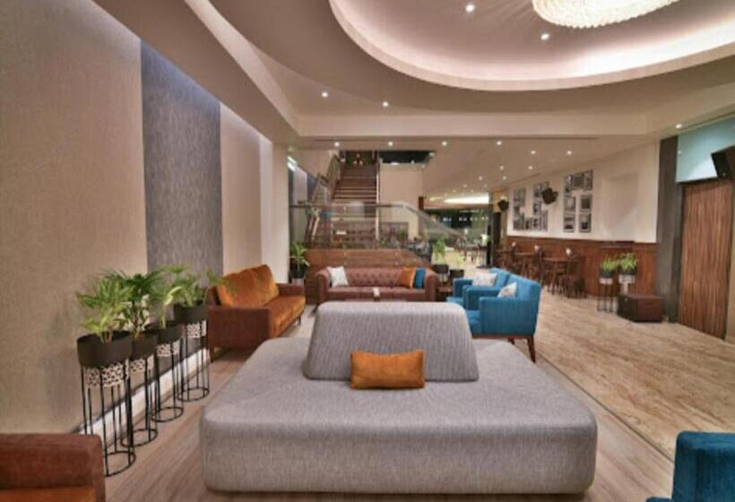 The Avatar Hotel & Convention