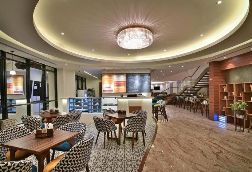 The Avatar Hotel & Convention