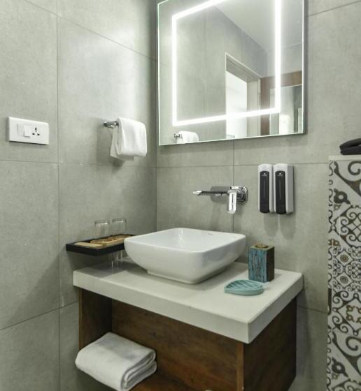 The Avatar Hotel & Convention