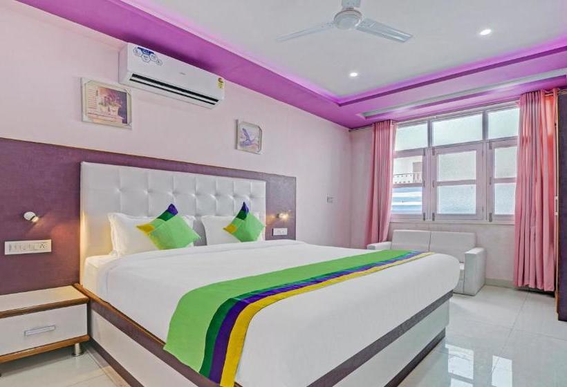 Отель Treebo Trend Sandal Inn