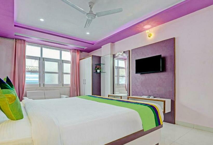 Отель Treebo Trend Sandal Inn