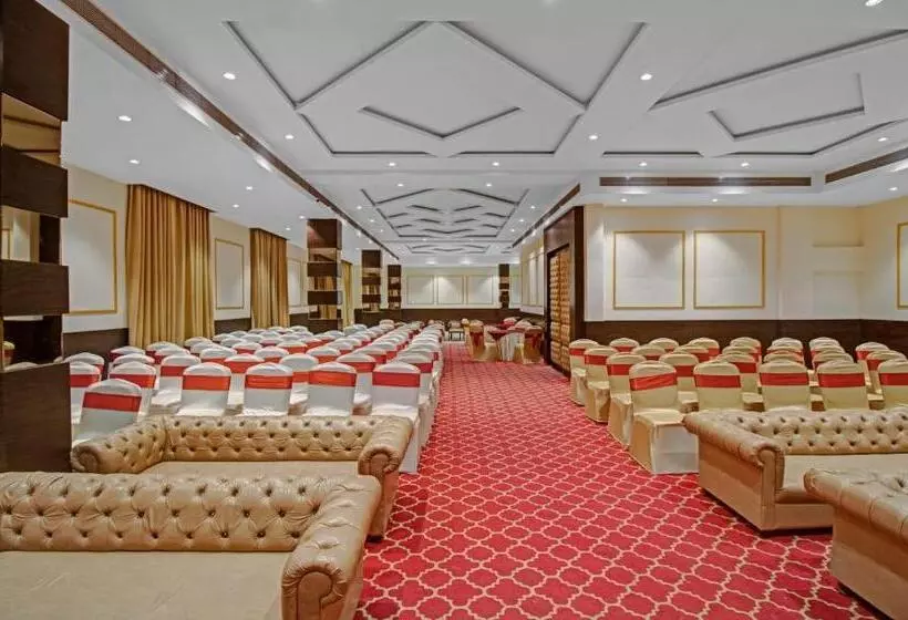 Hotelli Treebo Premium Median Inn