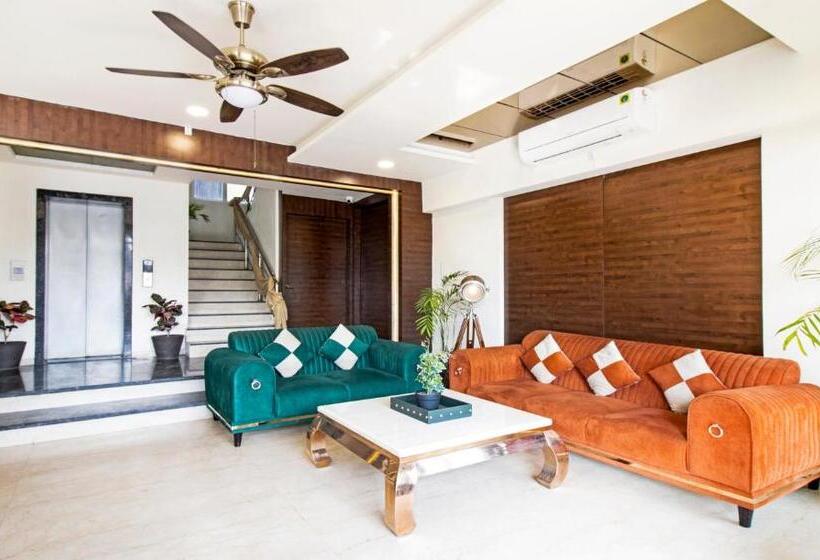 Szálloda Treebo Premium Median Inn