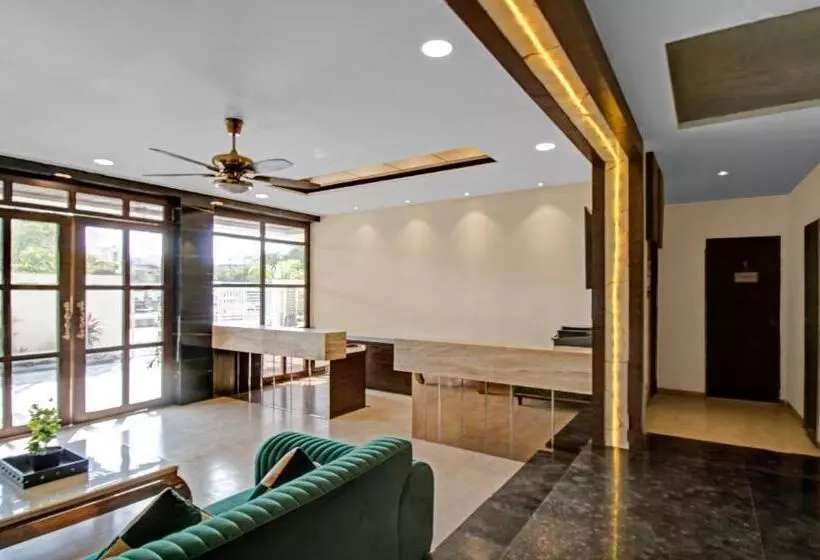 Hotelli Treebo Premium Median Inn
