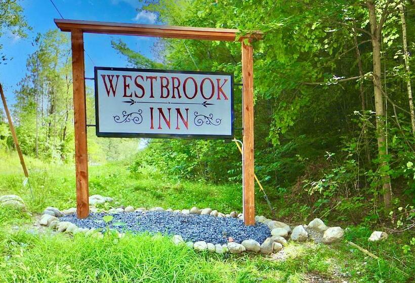 בית מלון כפרי Westbrook Inn Lake George