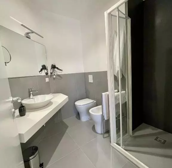 Matthew’s Home B&b